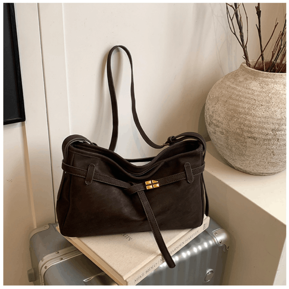 Avis Stylish Luxe Tote Bag - Image 3