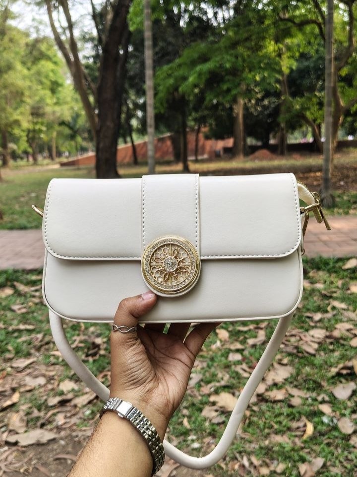 celeste-signature-bag