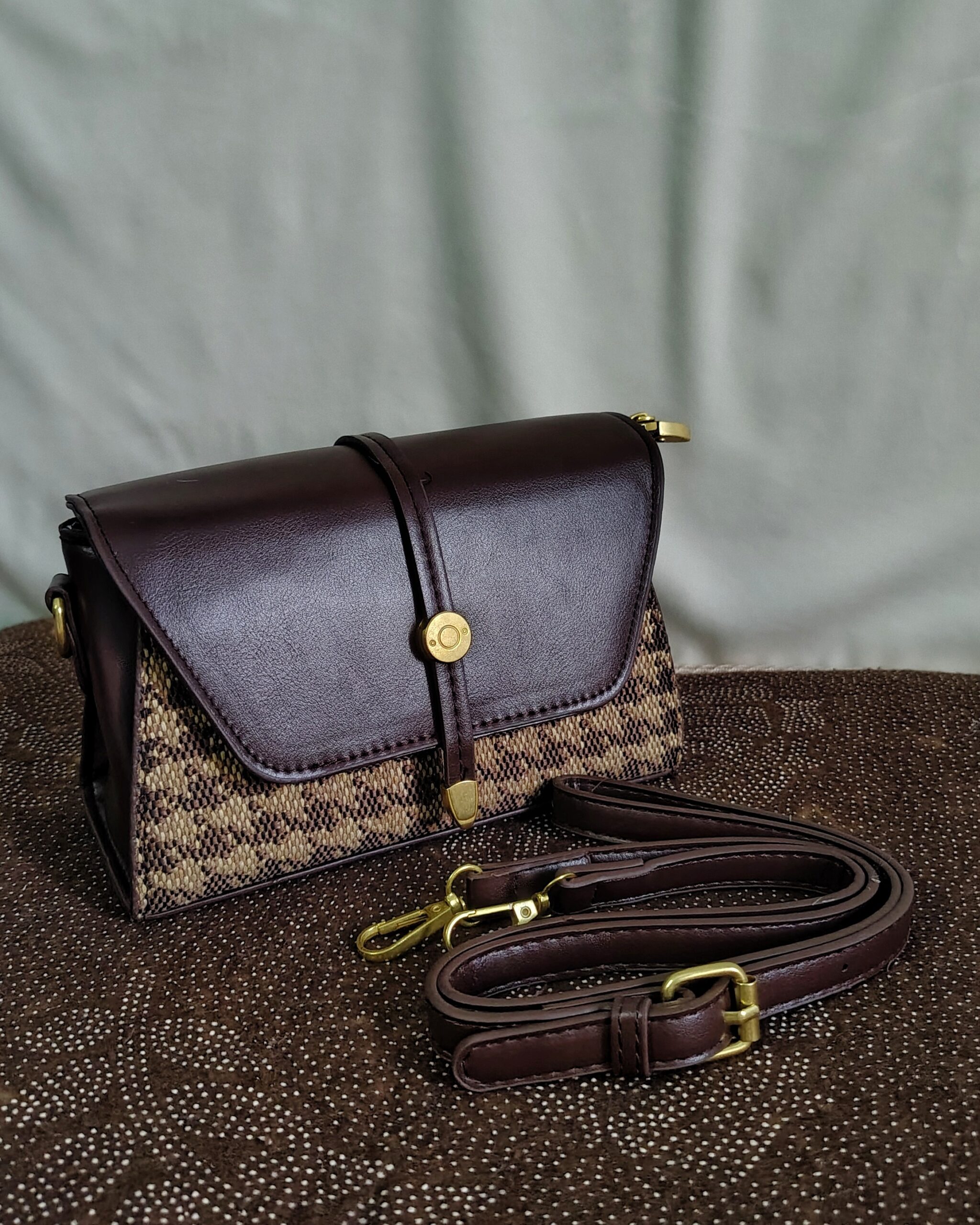 the-sovereign-satchel