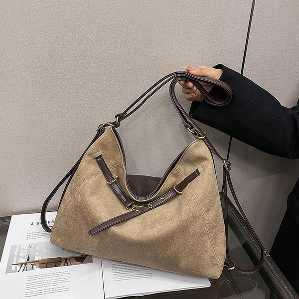 The Elara Hobo Bag - Image 5