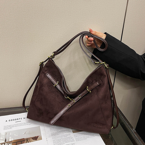 The Elara Hobo Bag - Image 2